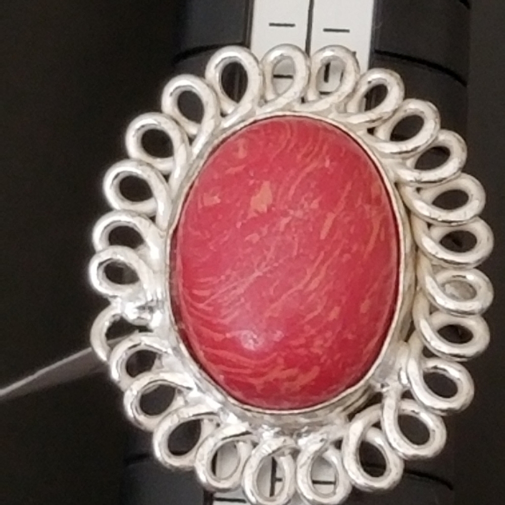 925 Silver and Coral Ring Size 8 - Picture 2 of 8